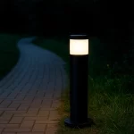 postes de luz jardin